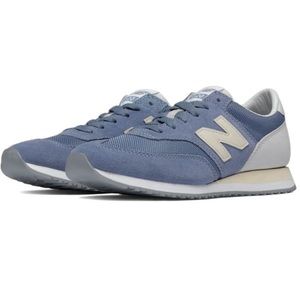 New Balance 620 Women’s sneakers Blue CW620CD New US size 9.5
